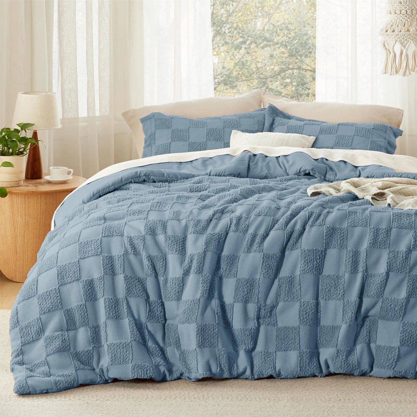 Bohemian Quilted Comforter Set 3-Piece — Soft Breathable Bedding with 2 Pillow Shams, Lightweight Boho Quilt