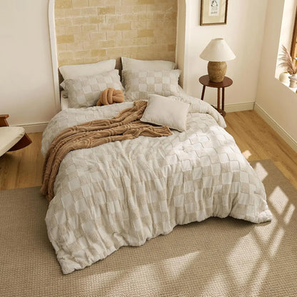 Bohemian Quilted Comforter Set 3-Piece — Soft Breathable Bedding with 2 Pillow Shams, Lightweight Boho Quilt