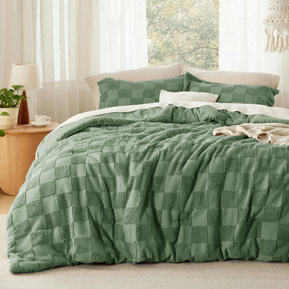 Bohemian Quilted Comforter Set 3-Piece — Soft Breathable Bedding with 2 Pillow Shams, Lightweight Boho Quilt