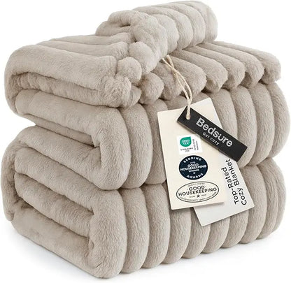 Super Soft Corduroy Baby Blanket – Warm Lightweight Throw for Couch, Bed & Nursery, Perfect Seasonal Gift