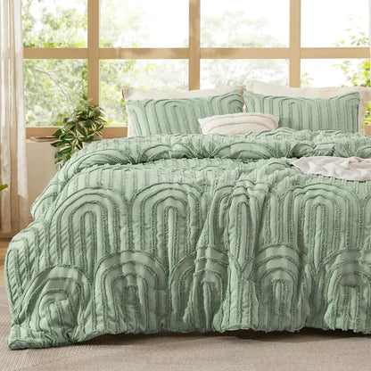 Bohemian Arch Quilt Bed Set — 3-Piece Ultra-Soft Coverlet with 2 Shams, Boho Chic Lightweight Bedding for All Seasons