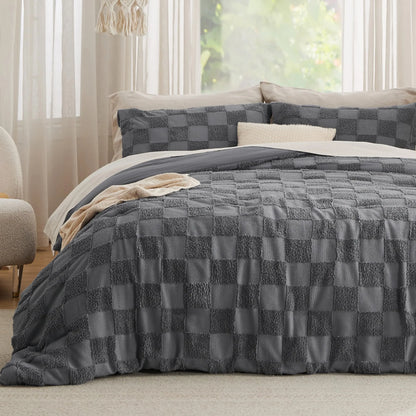 Bohemian Quilted Comforter Set 3-Piece — Soft Breathable Bedding with 2 Pillow Shams, Lightweight Boho Quilt