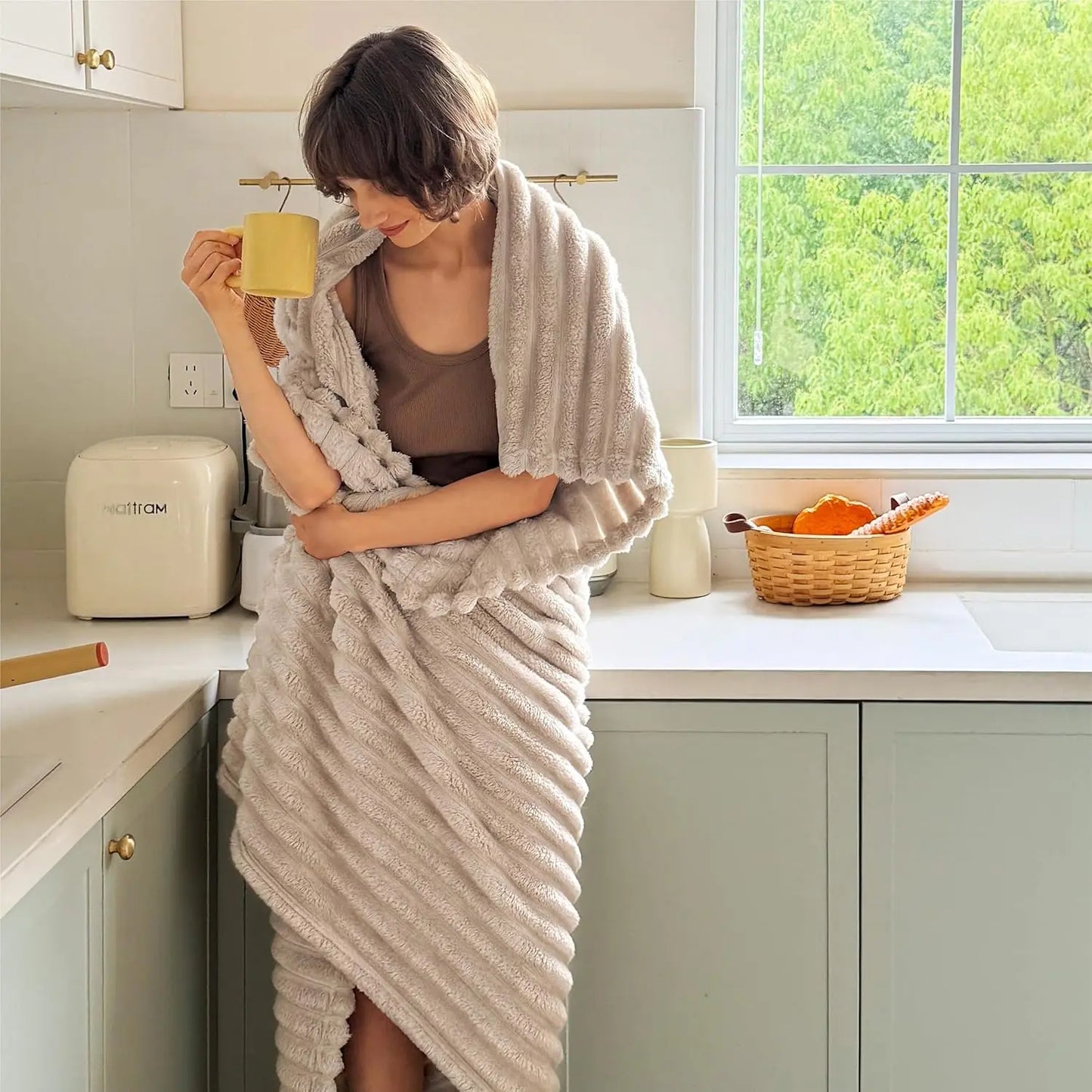 Super Soft Corduroy Baby Blanket – Warm Lightweight Throw for Couch, Bed & Nursery, Perfect Seasonal Gift